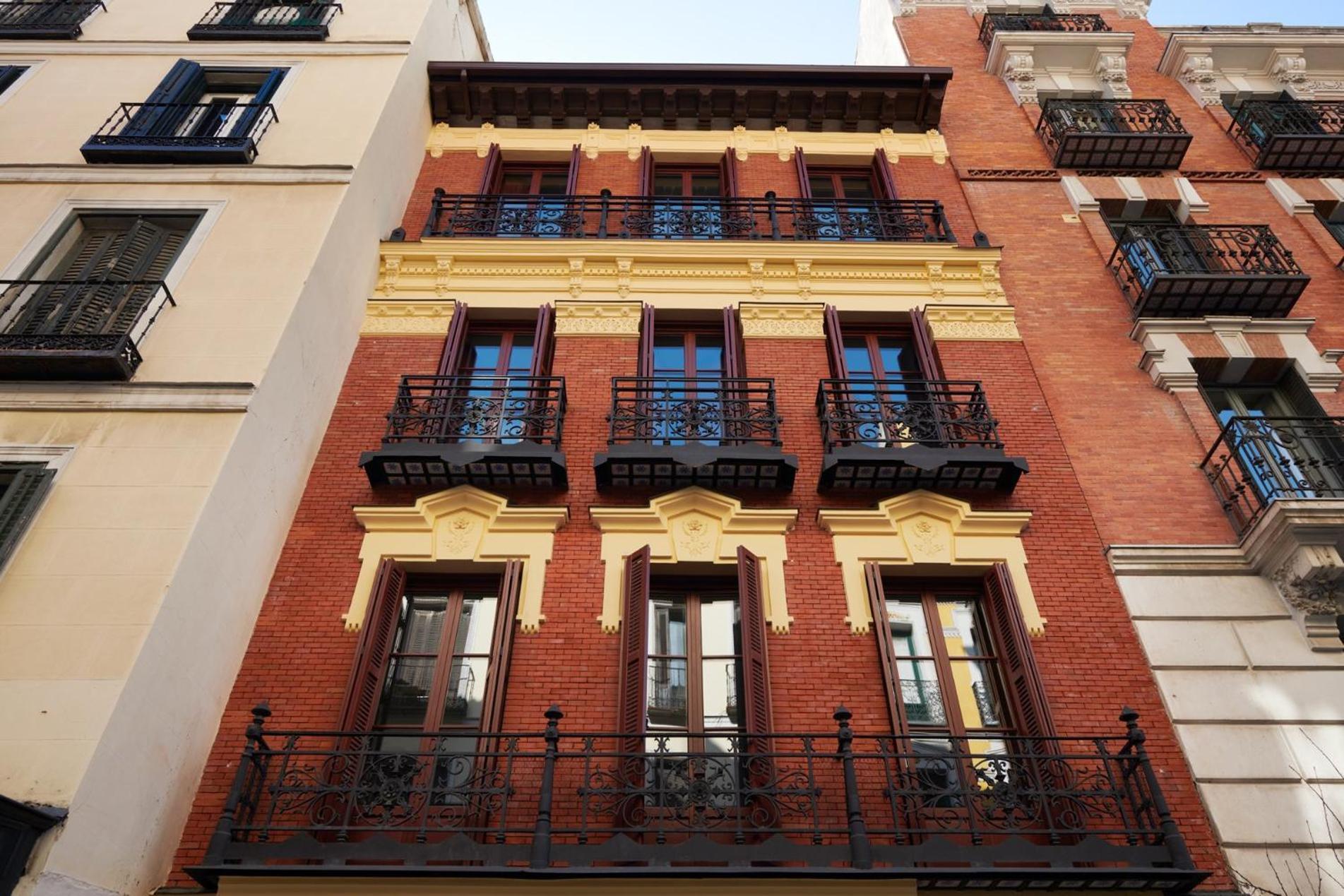 Plazamayorsuites Madrid Exterior photo