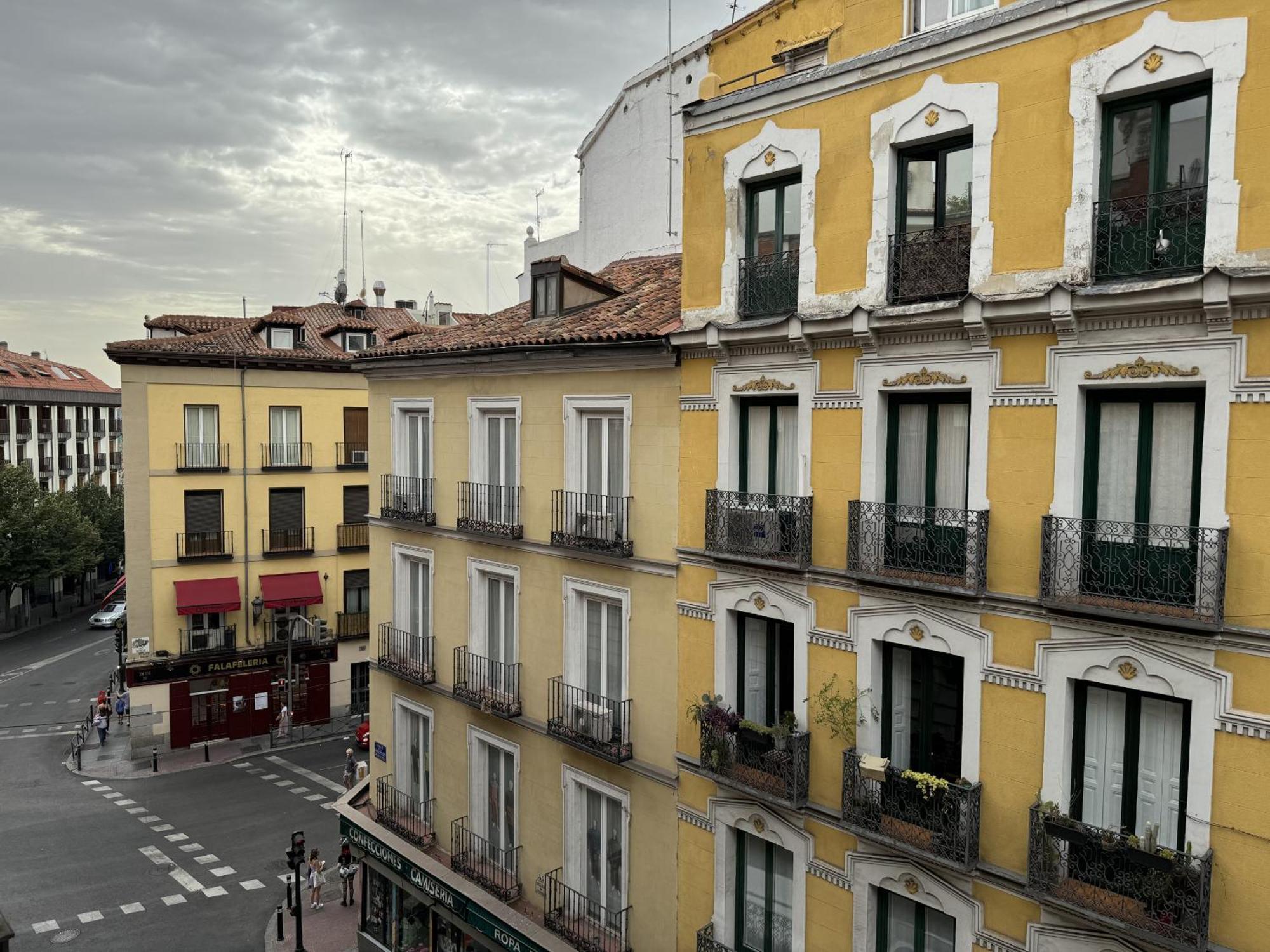 Plazamayorsuites Madrid Exterior photo